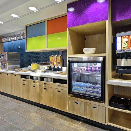 Home2 Suites By Hilton Queensbury Lake George Exteriér fotografie