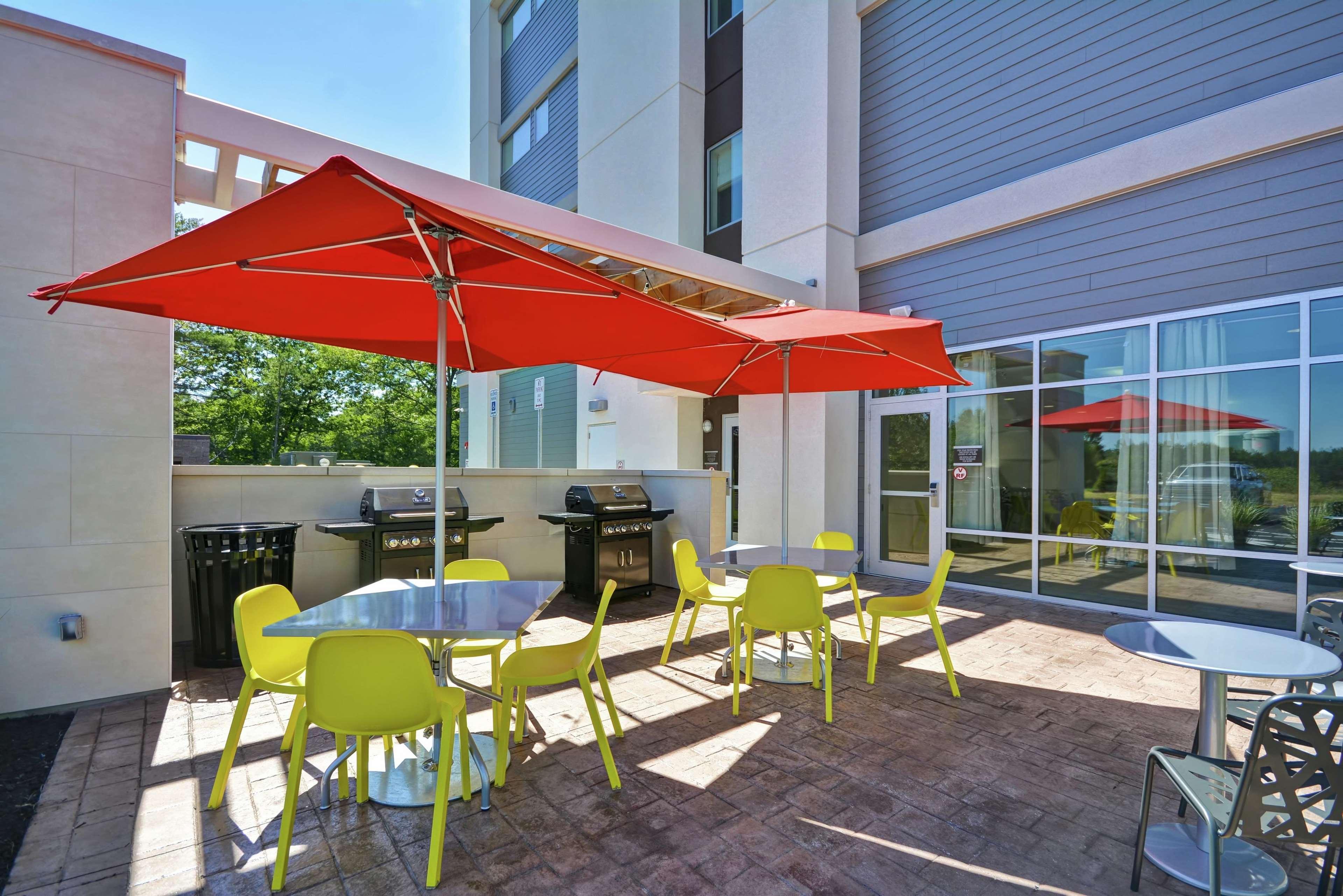 Home2 Suites By Hilton Queensbury Lake George Exteriér fotografie